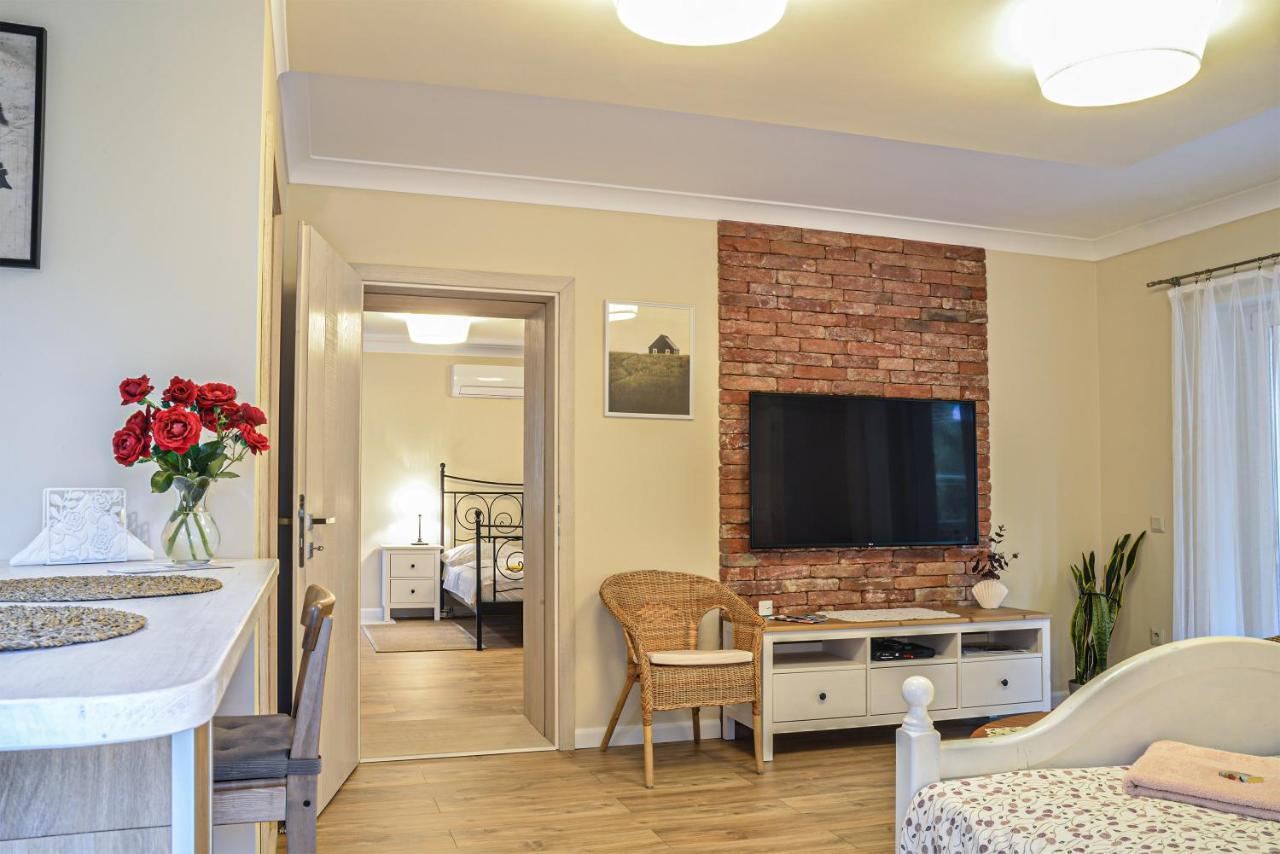 Terrace Apartments Eger Extérieur photo