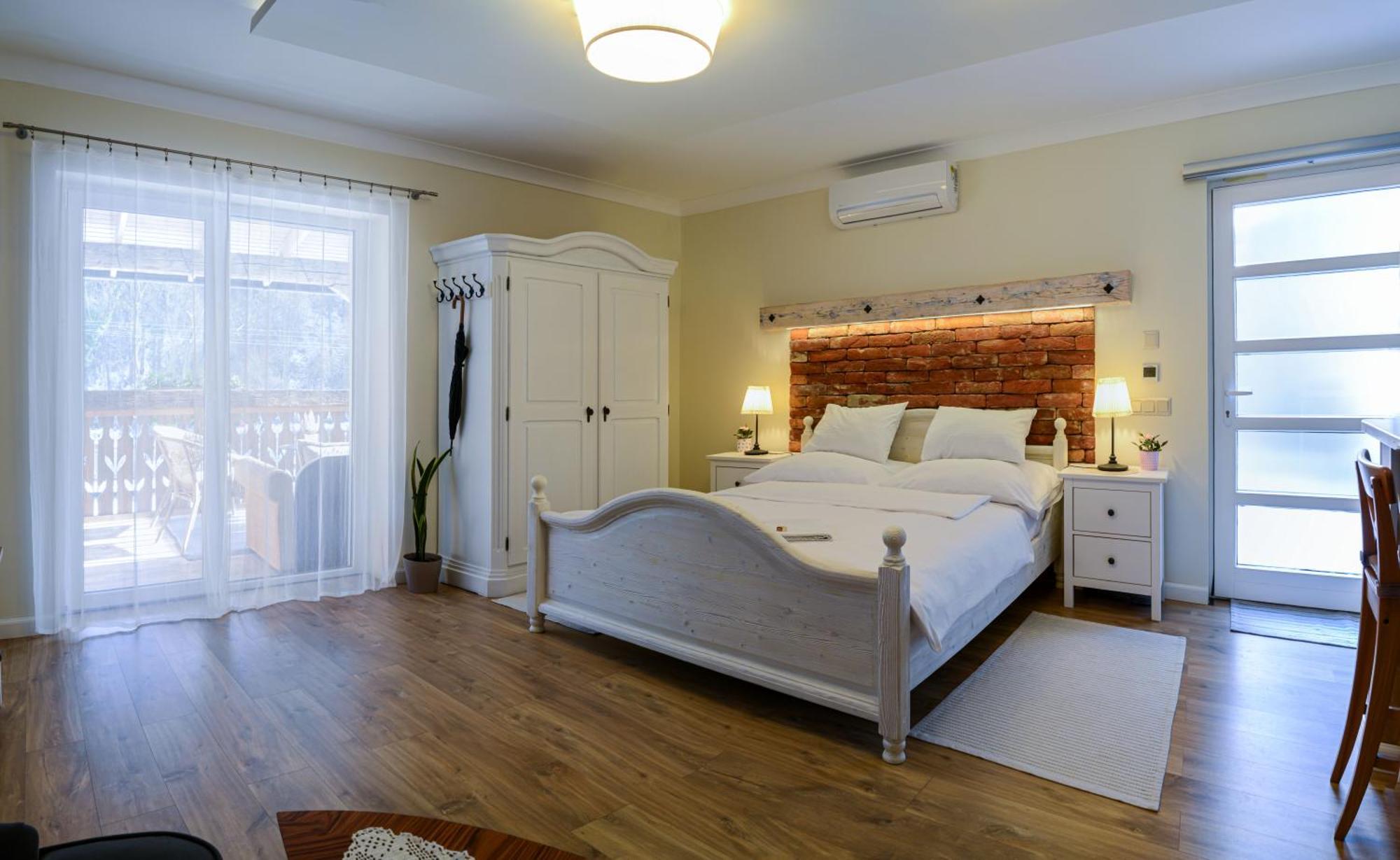 Terrace Apartments Eger Extérieur photo